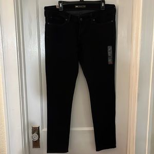 *NWT* Levi’s Demi Curve Jeans